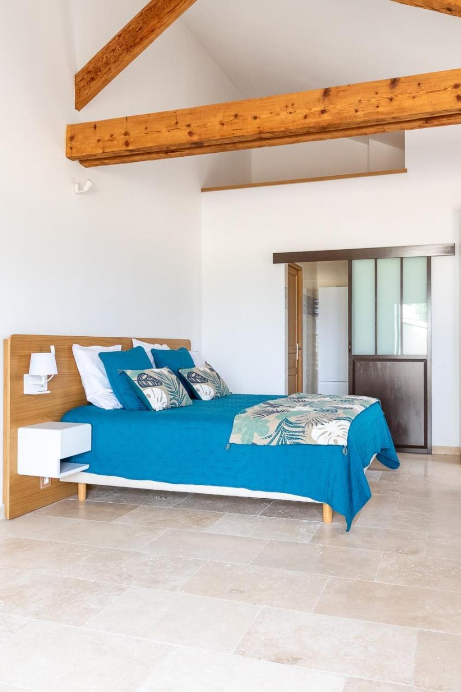 Mas Des Tourterelles Bed & Breakfast Jonquieres  Exterior photo